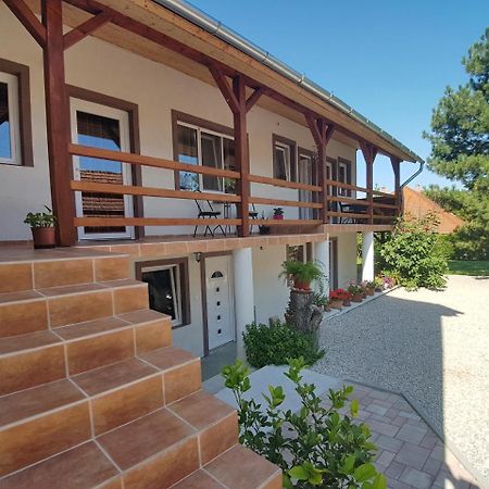 Villa Nora Хевіз Екстер'єр фото